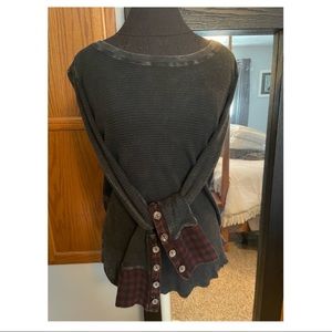 LS Thermal BKE top with plaid buttoned ends